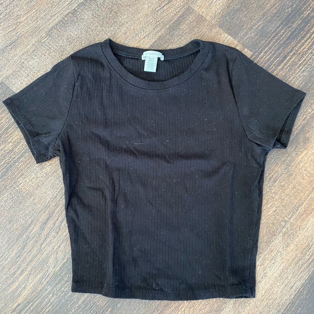 Black cropped short sleeve T-shirt